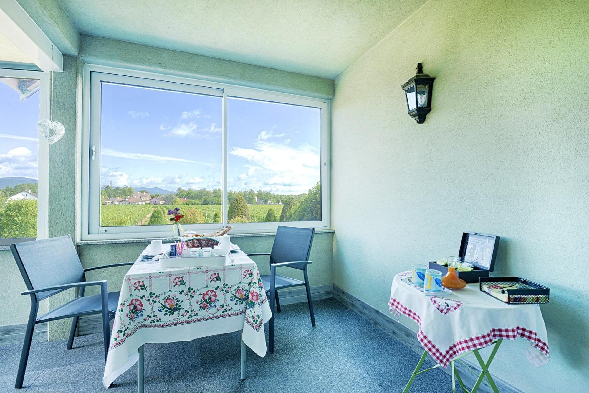 Bed and Breakfast Aux Pieds Des Vignes Ingersheim Exterior foto